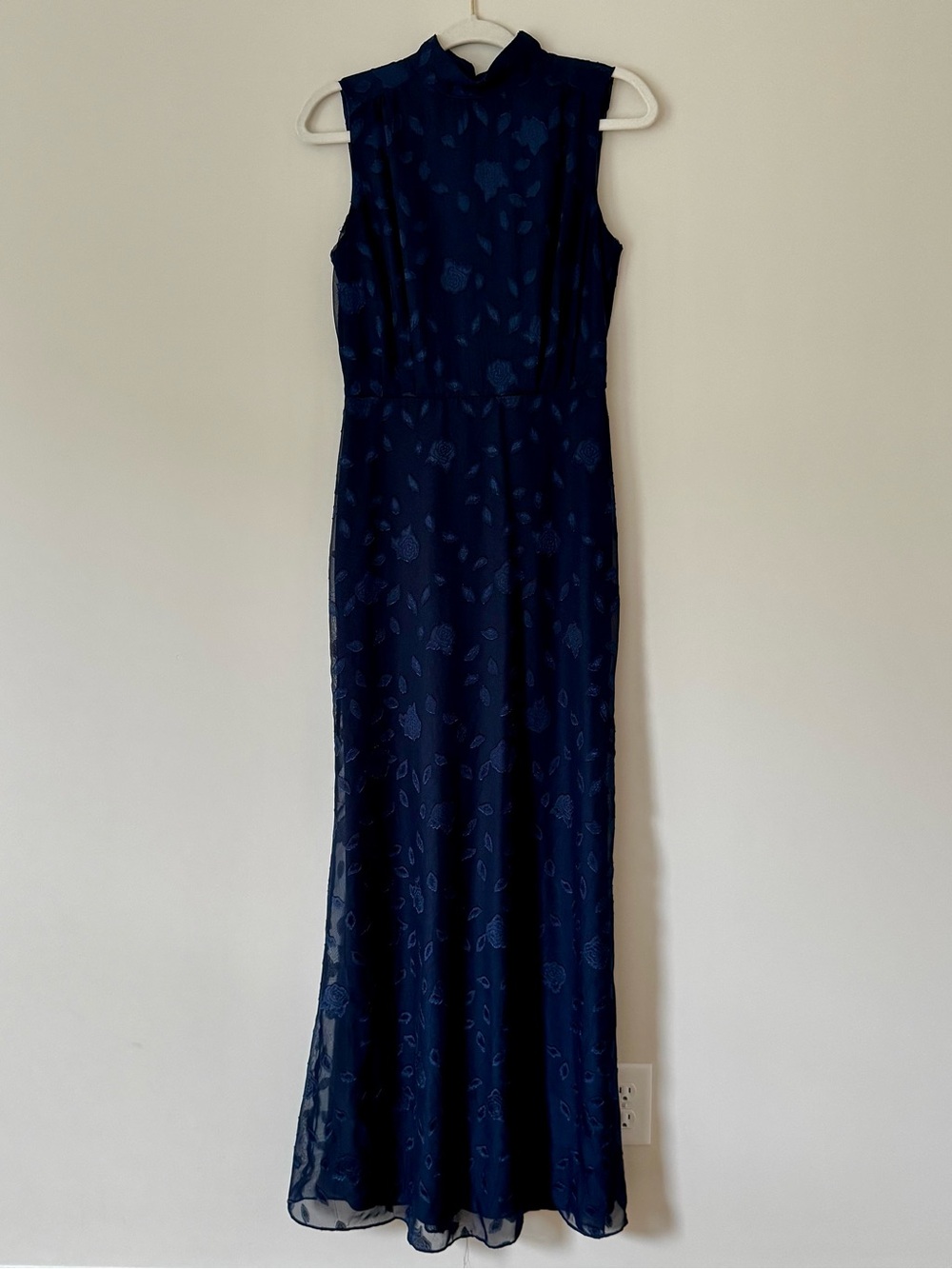 Lulus Classic Elegance Floral Burnout Mock Neck Maxi Dress, Navy Blue – Small